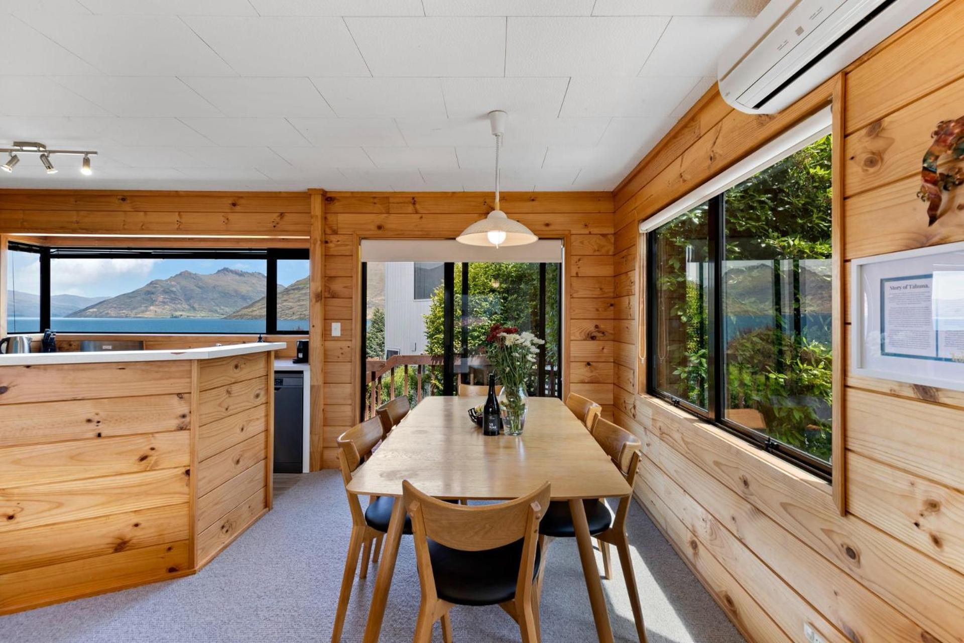Tranquil Heights Villa Queenstown Exterior photo